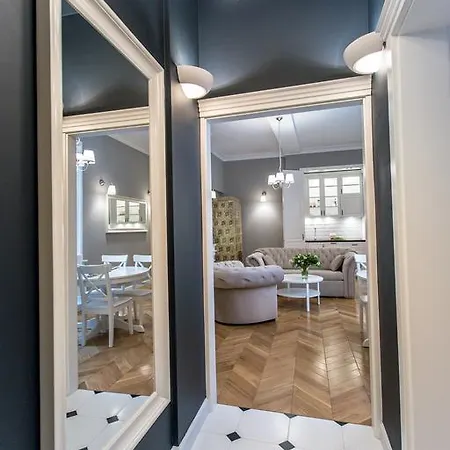 Apartment Poznanska Metro Centrum *