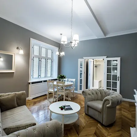 Appartement Poznanska Metro Centrum By Bookinghost Varsovie